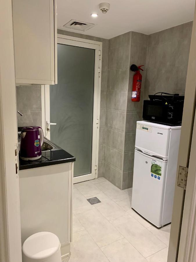 Al Rawdha Hotel Apartments Charjah Extérieur photo
